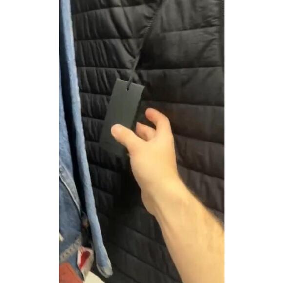 Neighborhood Size Large (4) NWT’s vest NWT’s $350 - Picture 8 of 10